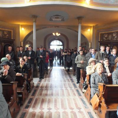 2 noiembrie: Iaşi: Liturghie cu requiem in catedrala "Adormirea Maicii Domnului"