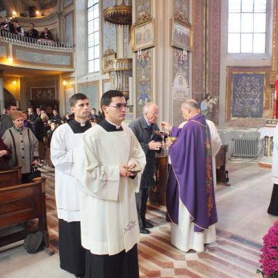 2 noiembrie: Iaşi: Liturghie cu requiem in catedrala "Adormirea Maicii Domnului"