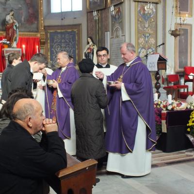 2 noiembrie: Iaşi: Liturghie cu requiem in catedrala "Adormirea Maicii Domnului"