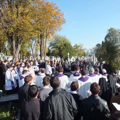 2 noiembrie 2012: Iaşi: Pomenirea credincioşilor răposaţi în cimitirul "Eternitatea"