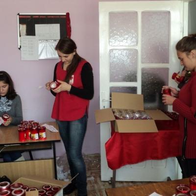 10 noiembrie: Caritas: Participare numeroasă la campania "Un milion de stele"