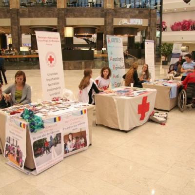 10 noiembrie: Caritas: Participare numeroasă la campania "Un milion de stele"