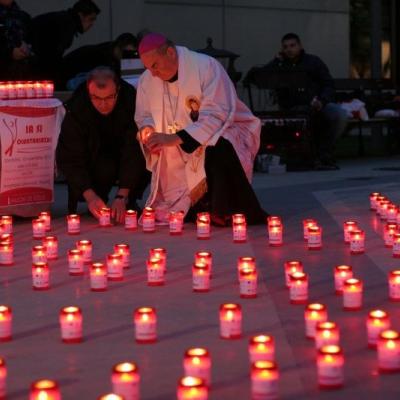 10 noiembrie: Caritas: Participare numeroasă la campania "Un milion de stele"
