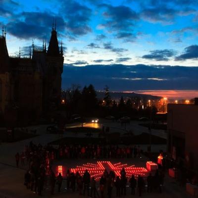 10 noiembrie: Caritas: Participare numeroasă la campania "Un milion de stele"