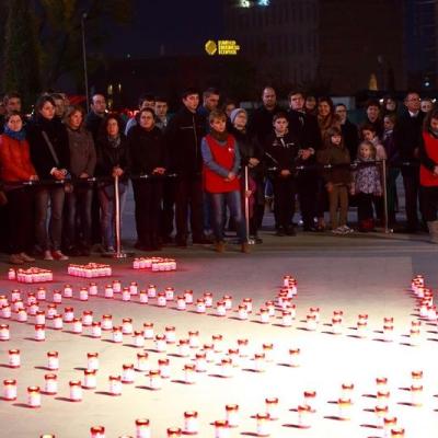 10 noiembrie: Caritas: Participare numeroasă la campania "Un milion de stele"