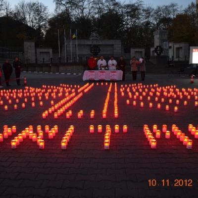 10 noiembrie: Caritas: Participare numeroasă la campania "Un milion de stele"