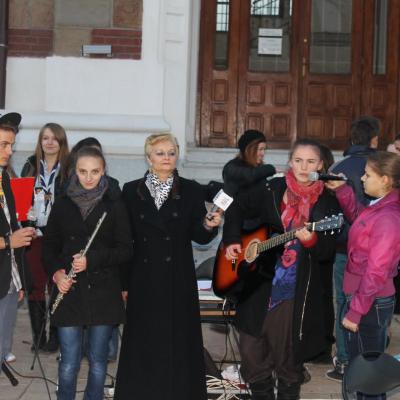 10 noiembrie: Caritas: Participare numeroasă la campania "Un milion de stele"