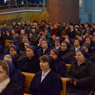 21 noiembrie: Bacău: "Slujitoarele lui Cristos, Marele Preot" la ceas aniversar - III