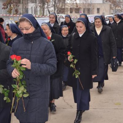 21 noiembrie: Bacău: "Slujitoarele lui Cristos, Marele Preot" la ceas aniversar - III