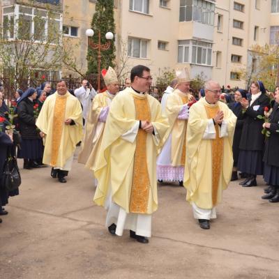 21 noiembrie: Bacău: "Slujitoarele lui Cristos, Marele Preot" la ceas aniversar - III
