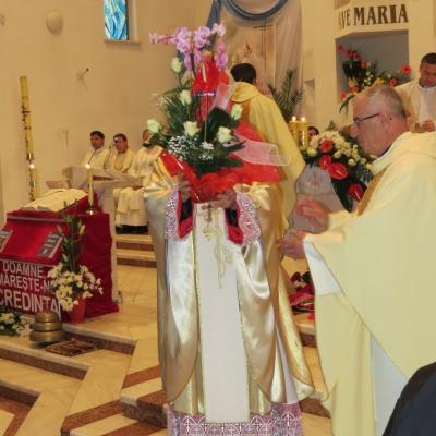 21 noiembrie: Bacău: "Slujitoarele lui Cristos, Marele Preot" la ceas aniversar - II