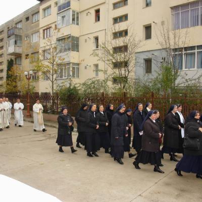 21 noiembrie: Bacău: "Slujitoarele lui Cristos, Marele Preot" la ceas aniversar - I