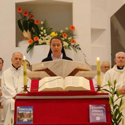 21 noiembrie: Bacău: "Slujitoarele lui Cristos, Marele Preot" la ceas aniversar - I