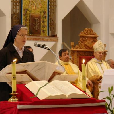 21 noiembrie: Bacău: "Slujitoarele lui Cristos, Marele Preot" la ceas aniversar - I