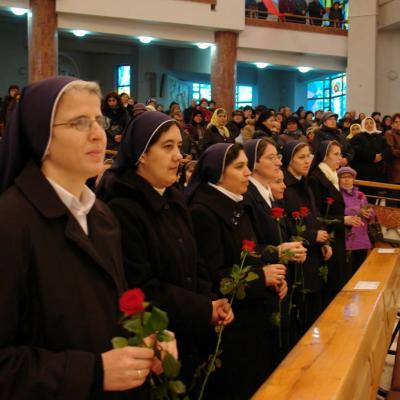 21 noiembrie: Bacău: "Slujitoarele lui Cristos, Marele Preot" la ceas aniversar - I