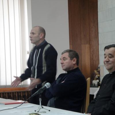 28 noiembrie: Bacău: Şedinţă decanală