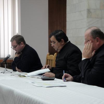 28 noiembrie: Bacău: Şedinţă decanală