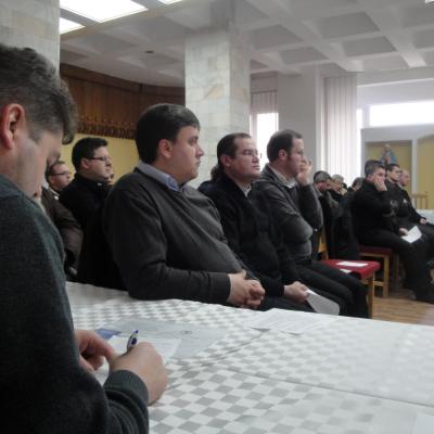 28 noiembrie: Bacău: Şedinţă decanală