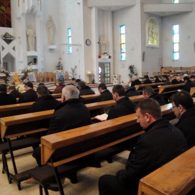 28 noiembrie: Bacău: Şedinţă decanală