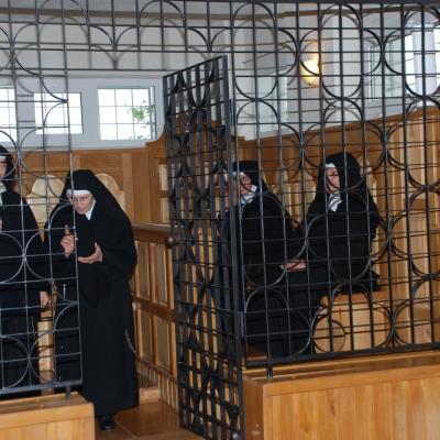 30 noiembrie: Roman: Activitate de formare a unui grup de tineri din Pildeşti, la mănăstirea surorilor clarise