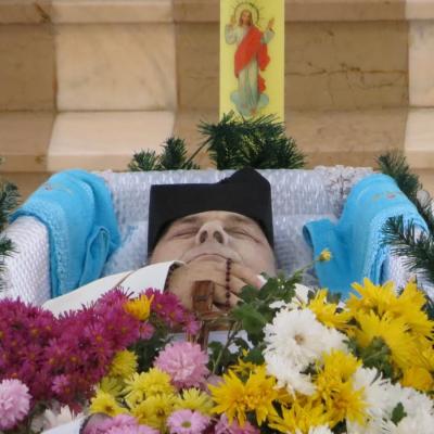 1 decembrie: Butea: Liturghia de înmormântare a părintelui Alois Dămoc