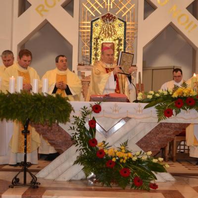 6 decembrie: Bacău: Hramul Parohiei "Sfântul Nicolae"