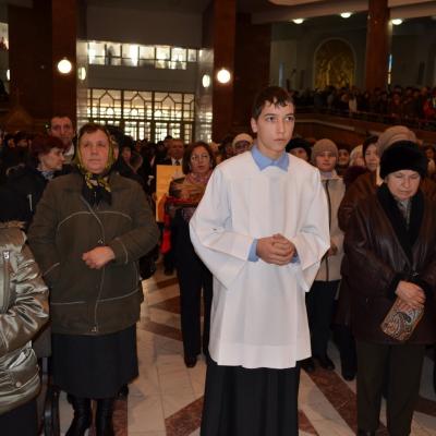 6 decembrie: Bacău: Hramul Parohiei "Sfântul Nicolae"