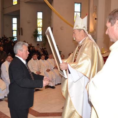 6 decembrie: Bacău: Hramul Parohiei "Sfântul Nicolae"