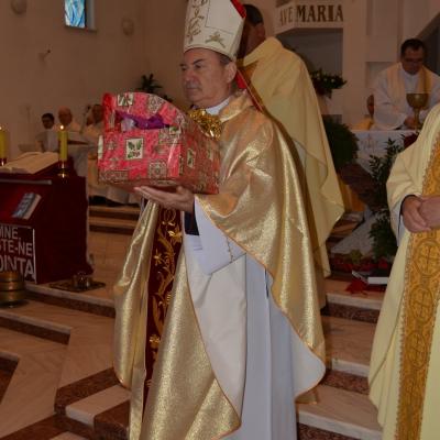 6 decembrie: Bacău: Hramul Parohiei "Sfântul Nicolae"