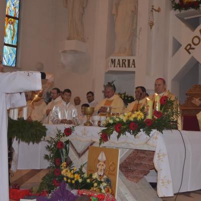 6 decembrie: Bacău: Hramul Parohiei "Sfântul Nicolae"