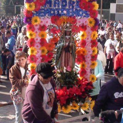 7-15 decembrie: Santa Maria de Guadalupe, „Împărăteasa Americii”. Pelerinaj la Guadalupe al unui grup de 44 pelerini români