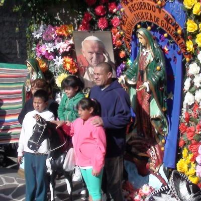 7-15 decembrie: Santa Maria de Guadalupe, „Împărăteasa Americii”. Pelerinaj la Guadalupe al unui grup de 44 pelerini români