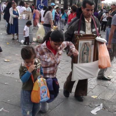 7-15 decembrie: Santa Maria de Guadalupe, „Împărăteasa Americii”. Pelerinaj la Guadalupe al unui grup de 44 pelerini români