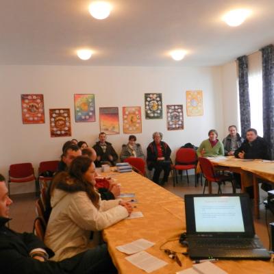 8 decembrie: Traian: Zi de reculegere pentru familiile tinere