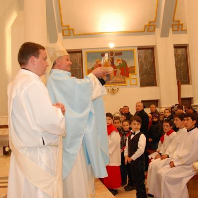 8 decembrie: Iugani: Inaugurarea noii biserici