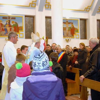 8 decembrie: Iugani: Inaugurarea noii biserici
