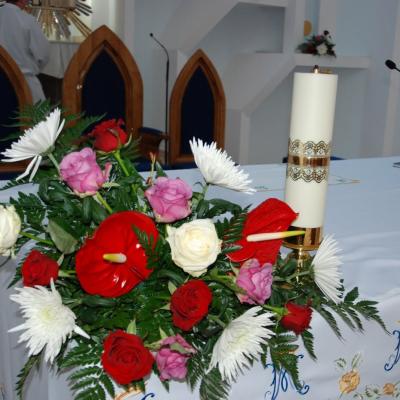 8 decembrie: Iugani: Inaugurarea noii biserici