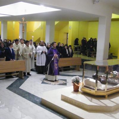 11-20 decembrie: Oneşti: Momente de înălţare sufletească la Liceul Teologic "Fericitul Ieremia"