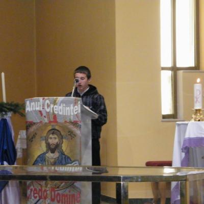 11-20 decembrie: Oneşti: Momente de înălţare sufletească la Liceul Teologic "Fericitul Ieremia"