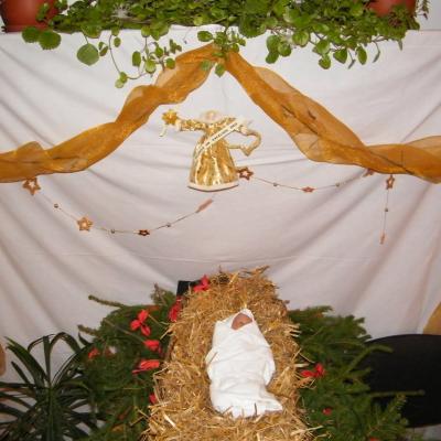 11-20 decembrie: Oneşti: Momente de înălţare sufletească la Liceul Teologic "Fericitul Ieremia"