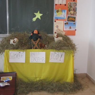 11-20 decembrie: Oneşti: Momente de înălţare sufletească la Liceul Teologic "Fericitul Ieremia"