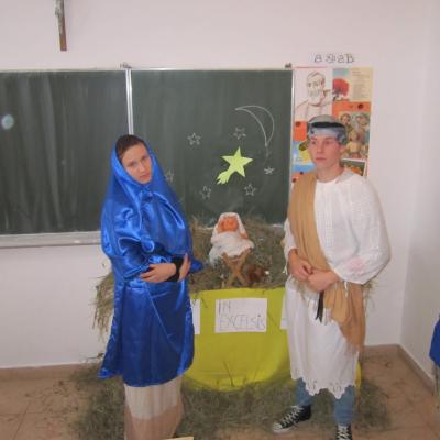 11-20 decembrie: Oneşti: Momente de înălţare sufletească la Liceul Teologic "Fericitul Ieremia"