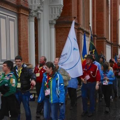 15 decembrie: Lumina păcii de la Betleem a ajuns în Dieceza de Iaşi