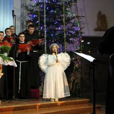 16 decembrie: Roman: Concertul de Crăciun la Institutul Teologic Franciscan
