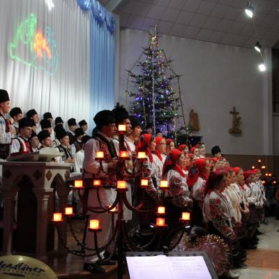 16 decembrie: Roman: Concertul de Crăciun la Institutul Teologic Franciscan