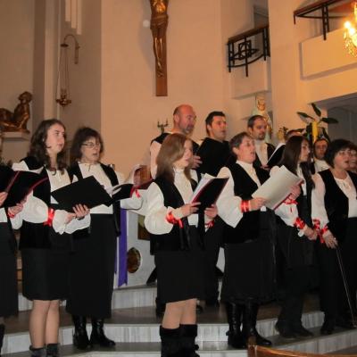 16 decembrie: Târgu Ocna: Concert de Crăciun al Coralei "Cantores Animae"