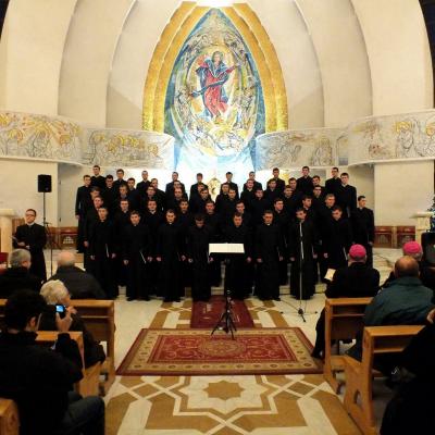 16 decembrie: Iaşi: Concert de colinde al Corului Institutului Teologic în catedrală