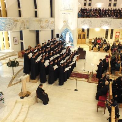 16 decembrie: Iaşi: Concert de colinde al Corului Institutului Teologic în catedrală
