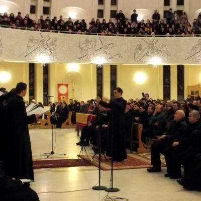 16 decembrie: Iaşi: Concert de colinde al Corului Institutului Teologic în catedrală