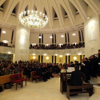 16 decembrie: Iaşi: Concert de colinde al Corului Institutului Teologic în catedrală